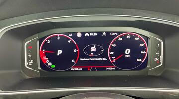 2022 Volkswagen 2.0 TDI R-Line DSG 4Motion Euro 6 5-door (Silver) - Image: 7