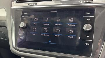 2021 Volkswagen 2.0 TDI Match DSG 4Motion Euro 6 5-door (White) - Image: 18