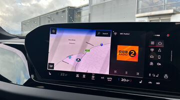 2025 Audi 2.0 TFSI S line S Tronic Euro 6 5-door (Red) - Image: 7