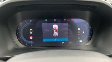 2025 Volvo 2.0 B4 MHEV Ultra Dark DCT Auto Euro 6 5-door (Blue) - Image: 13