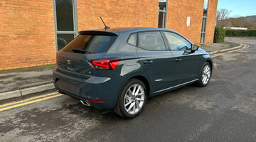 2025 SEAT 1.0 TSI FR DSG Euro 6 5-door (Blue) - Image: 13