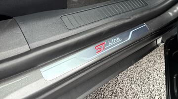 2026 Ford EcoBoost ST-Line X Euro 6 5-door (Grey) - Image: 31