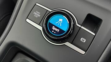 2025 Volkswagen 2.0 TDI Match DSG Euro 6 5-door (Black) - Image: 17