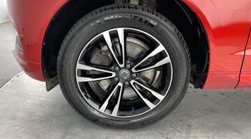 2019 Volvo 2.0 T4 Edition Auto Euro 6 5-door (Red) - Image: 39