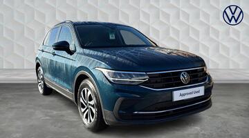 2022 Volkswagen TSI Active DSG Euro 6 5-door (Blue) - Image: 1