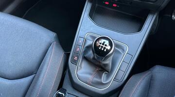 2023 SEAT 1.0 TSI FR Euro 6 5-door (Black) - Image: 37