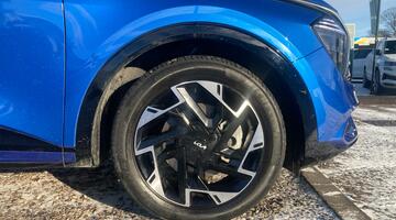 2023 Kia T-GDi 13.8kWh GT-Line S Auto Euro 6 5-door (Blue) - Image: 5