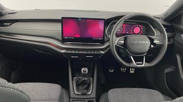 2025 Škoda TSI ACT SportLine Euro 6 5-door (Silver) - Image: 9