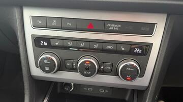 2025 SEAT TSI EVO FR Sport DSG Euro 6 5-door (Grey) - Image: 19