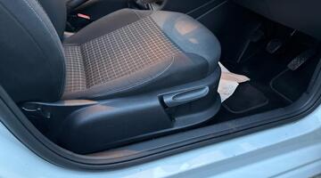 2017 Volkswagen TSI BlueMotion Tech Match Euro 6 5-door (White) - Image: 38