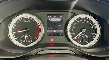 2022 Škoda TSI ACT SE L Executive Euro 6 5-door (7 Seat) (Grey) - Image: 13