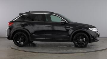 2025 Volkswagen TSI R-Line DSG Euro 6 5-door (Black) - Image: 4