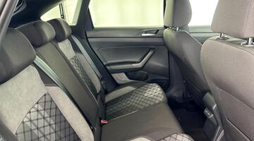 2025 Volkswagen 1.0 TSI R-Line DSG Euro 6 5-door (Grey) - Image: 22