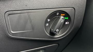 2022 Volkswagen TSI Elegance DSG Euro 6 5-door (Silver) - Image: 27