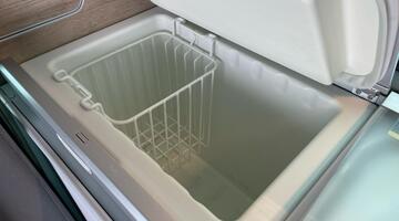 2020 Volkswagen 2.0 TDI Coast DSG Euro 6 4-door (Multicolour) - Image: 25