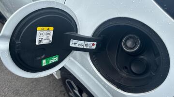 2023 Ford 1.0T EcoBoost MHEV ST-Line X Euro 6 5-door (White) - Image: 24