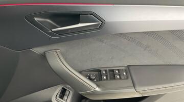 2025 CUPRA EHybrid 25.8kWh V2 DSG Euro 6 5-door (Grey) - Image: 23