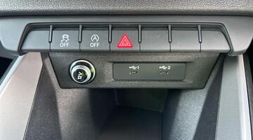 2022 Audi 1.0 TFSI 25 Sport Sportback Euro 6 5-door (Black) - Image: 9