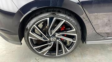 2022 Volkswagen 2.0 TDI GTD DSG Euro 6 5-door (Black) - Image: 17