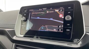 2025 Volkswagen 1.0 TSI Black Edition Euro 6 5-door (Black) - Image: 25