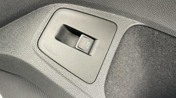 2017 Volkswagen 2.0 TSI R-Line DSG 4Motion Euro 6 5-door (Grey) - Image: 20