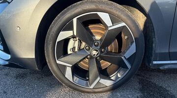 2025 Škoda TSI iV 25.7kWh SportLine DSG Euro 6 5-door (Grey) - Image: 11