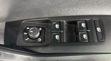 2025 Volkswagen 1.0 TSI Match DSG Euro 6 5-door (White) - Image: 19