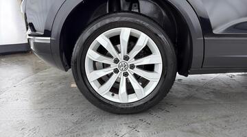 2019 Volkswagen TSI EVO SE Euro 6 5-door (Black) - Image: 29