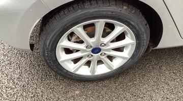 2017 Ford 1.0T EcoBoost Titanium Euro 6 5-door (Silver) - Image: 12