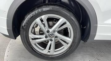 2022 Volkswagen TSI R-Line DSG Euro 6 5-door (White) - Image: 17