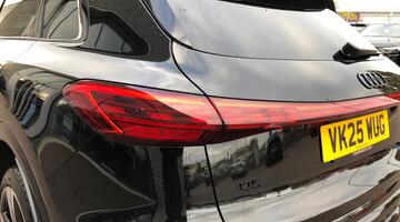 2025 Audi 2.0 TDI Edition 1 S Tronic quattro Euro 6 5-door (Black) - Image: 44