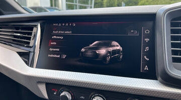 2025 Audi TFSI 35 Black Edition Sportback S Tronic Euro 6 5-door (White) - Image: 38