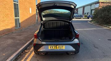 2025 CUPRA EHybrid 25.8kWh VZ2 DSG Euro 6 5-door (Grey) - Image: 18