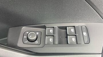 2024 Volkswagen 1.0 TSI R-Line DSG Euro 6 5-door (Grey) - Image: 19