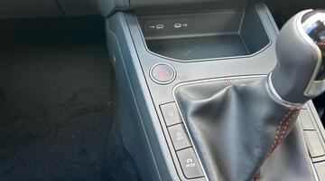 2025 SEAT 1.0 TSI FR Black Edition Euro 6 5-door (Grey) - Image: 31