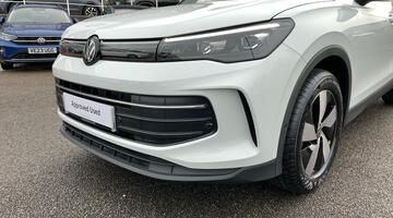 2025 Volkswagen ETSI MHEV Match DSG Euro 6 5-door (White) - Image: 29