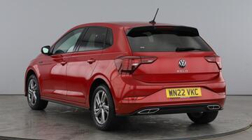 2022 Volkswagen 1.0 TSI R-Line DSG Euro 6 5-door (Red) - Image: 3