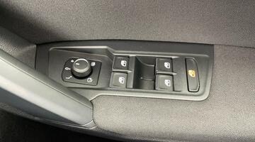 2021 Volkswagen TSI Active Euro 6 5-door (Red) - Image: 15