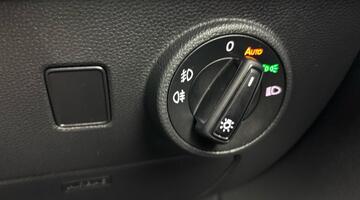 2022 SEAT 2.0 TDI FR Sport Euro 6 5-door (Black) - Image: 26