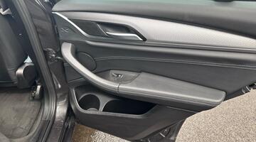 2022 BMW 2.0 30e 12kWh M Sport Auto xDrive Euro 6 5-door (Grey) - Image: 32