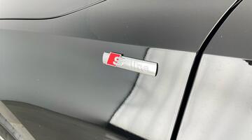 2025 Audi TFSI 30 S line S Tronic Euro 6 4-door (Black) - Image: 38