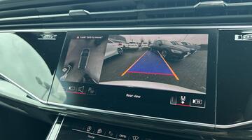 2025 Audi 4.0 TFSI V8 Black Edition Tiptronic quattro Euro 6 5-door (White) - Image: 29