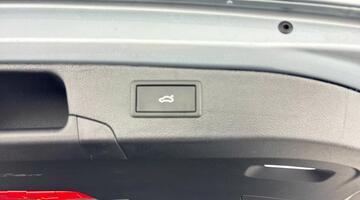 2025 Volkswagen TSI eHybrid 19.7kWh R-Line DSG Euro 6 5-door (Silver) - Image: 29