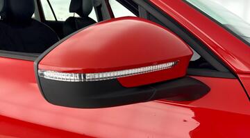 2025 Volkswagen ETSI MHEV Life DSG Euro 6 5-door (Red) - Image: 40