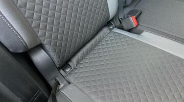 2020 Volkswagen 2.0 TDI Match 4Motion Euro 6 5-door (Grey) - Image: 26