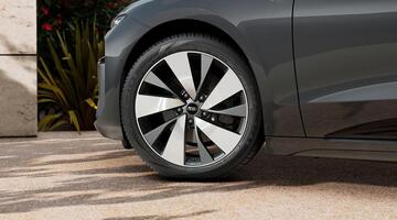 2025 Audi 100kWh S line Auto quattro 5-door (Grey) - Image: 50