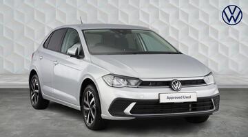 2025 Volkswagen 1.0 TSI Match DSG Euro 6 5-door (Silver) - Image: 1