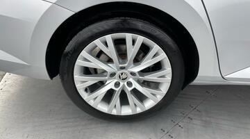 2023 Škoda 2.0 TDI SE L DSG Euro 6 5-door (Silver) - Image: 27