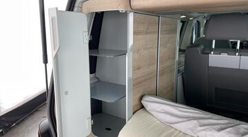 2020 Volkswagen 2.0 TDI Coast DSG Euro 6 4-door (Multicolour) - Image: 22