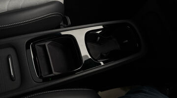 2022 Volkswagen Pro Performance 58kWh Family Auto 5-door (Multicolour) - Image: 31